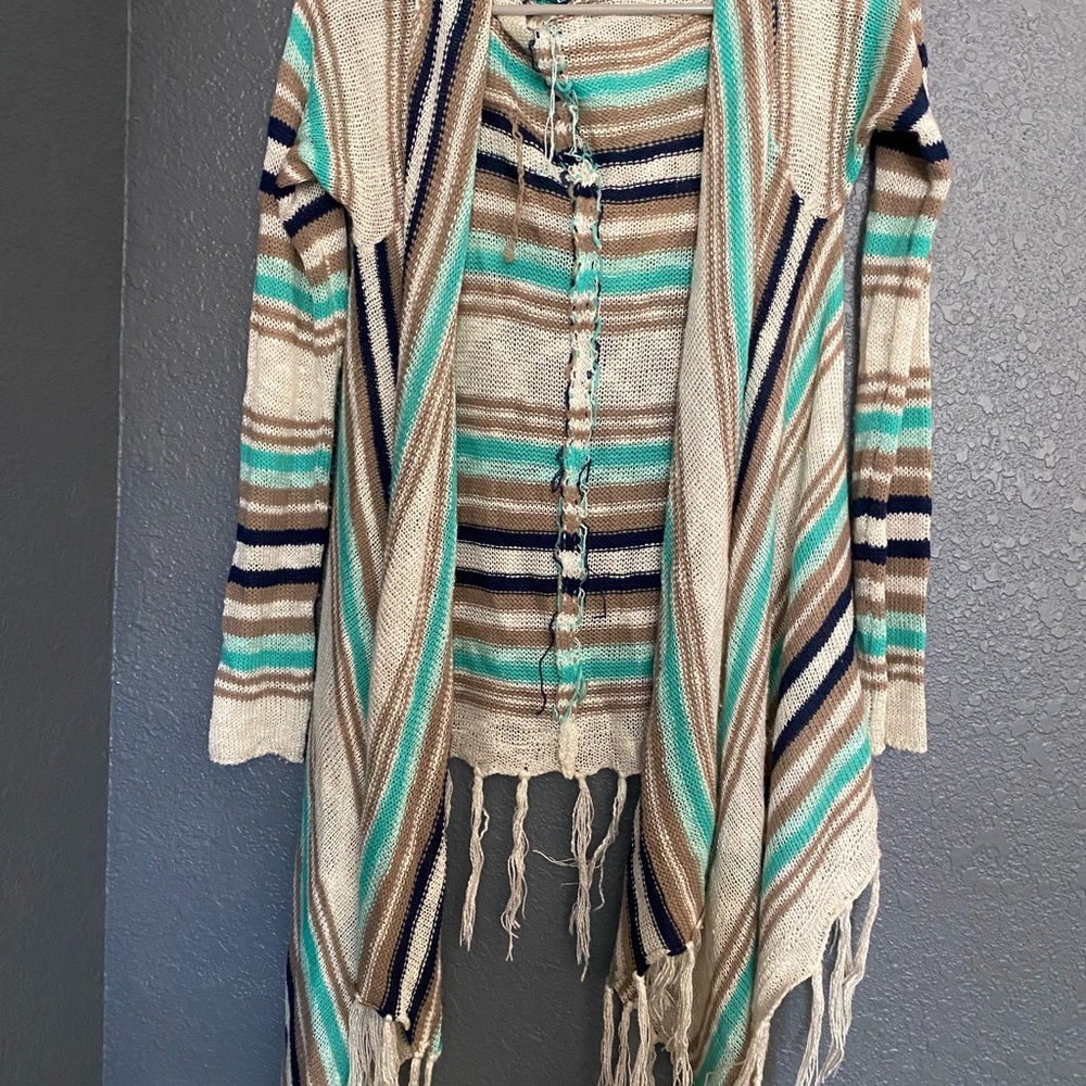 Striped cover. Size medium.